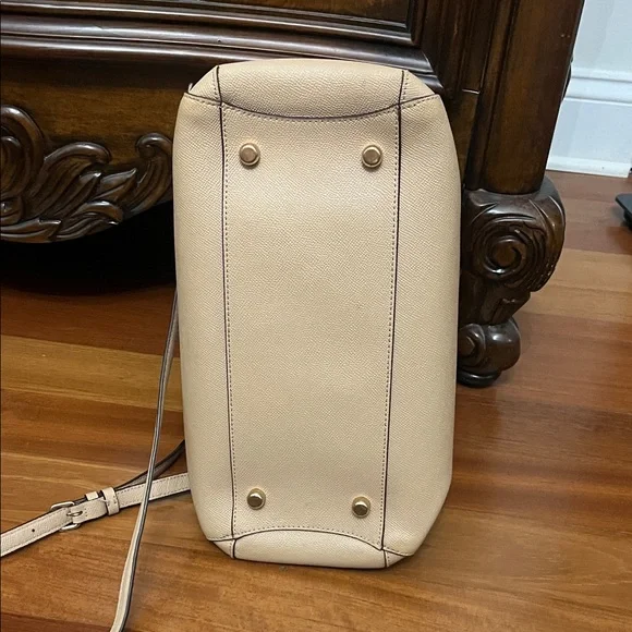 Coach Light Beige Satchel - Picture 4 of 5